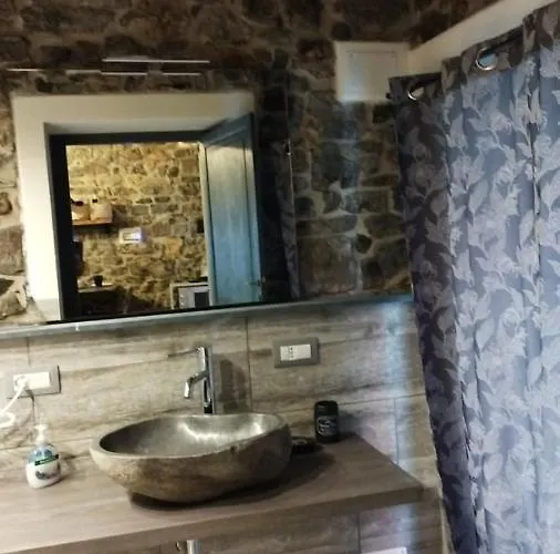 Pensionat La Pietra Di Sersa 3*