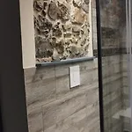 La Pietra Di Sersa Quaratica